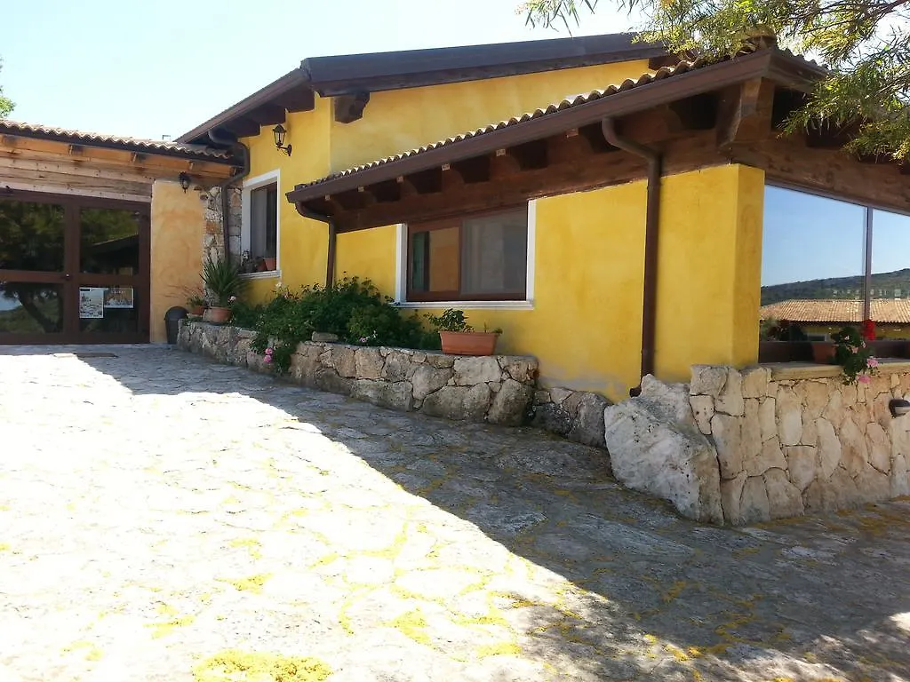 Alojamento de Turismo Rural Agriturismo Monte Fenosu Hotel Muros